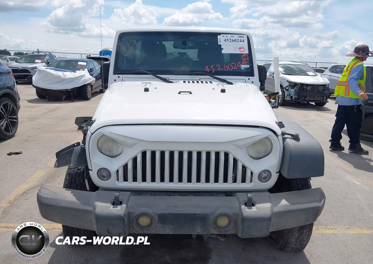 2014 Jeep Wrangler Unlimited Sport VIN:1C4BJWDG2EL126835 - 12