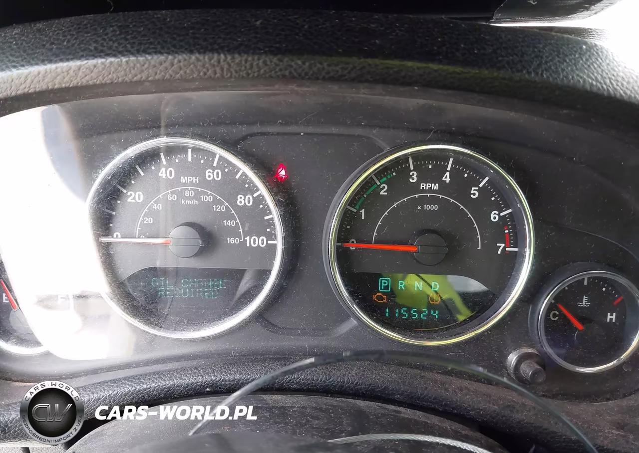 2014 Jeep Wrangler Unlimited Sport VIN:1C4BJWDG2EL126835 - 7