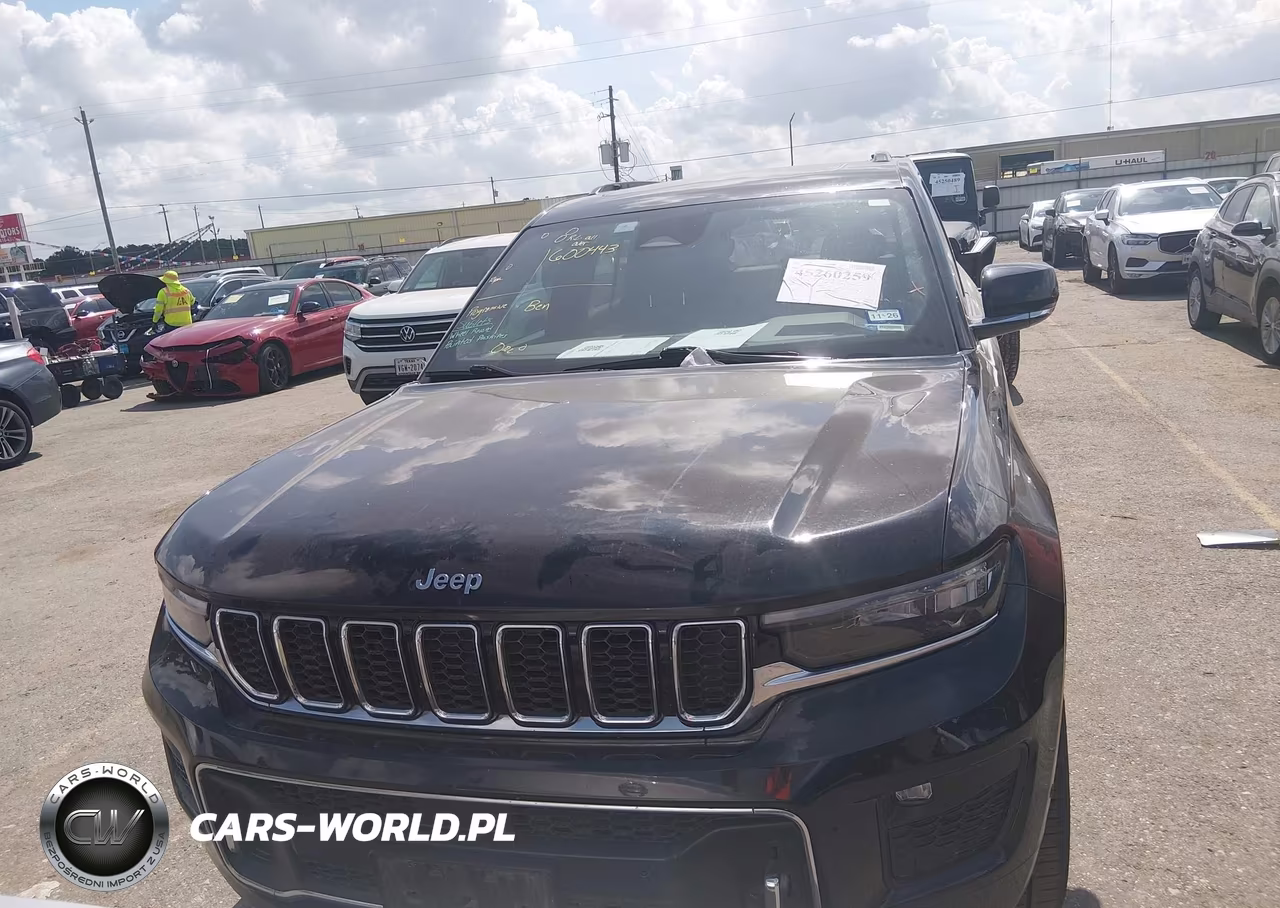 2023 Jeep Grand Cherokee L Overland 4X4 VIN:1C4RJKDG0P8737492 - 13
