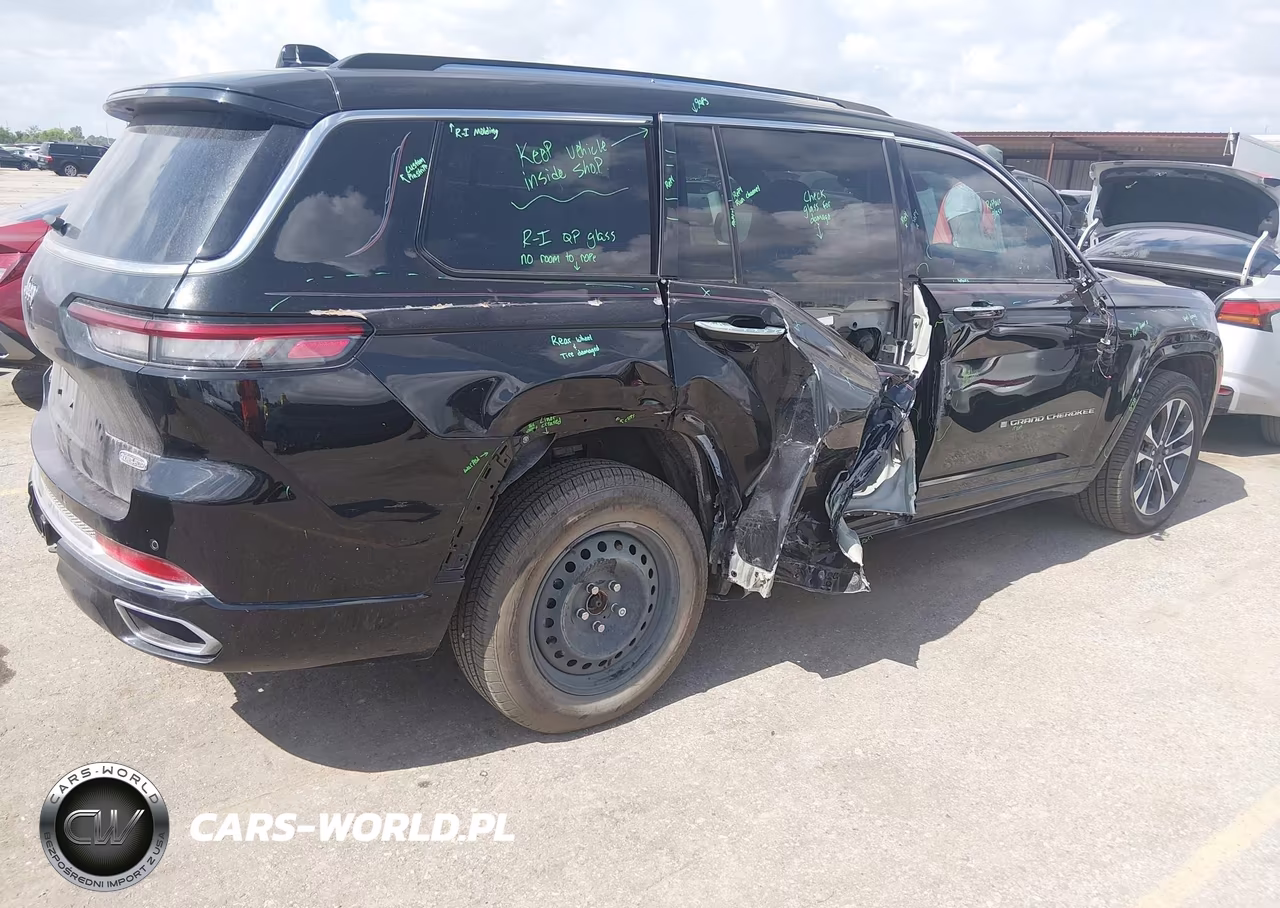 2023 Jeep Grand Cherokee L Overland 4X4 VIN:1C4RJKDG0P8737492 - 4