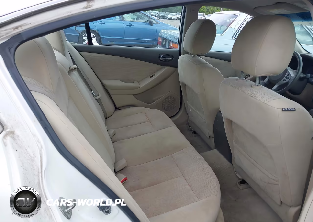 2011 Nissan Altima Hybrid VIN:1N4CL2AP2BC183467 - 8
