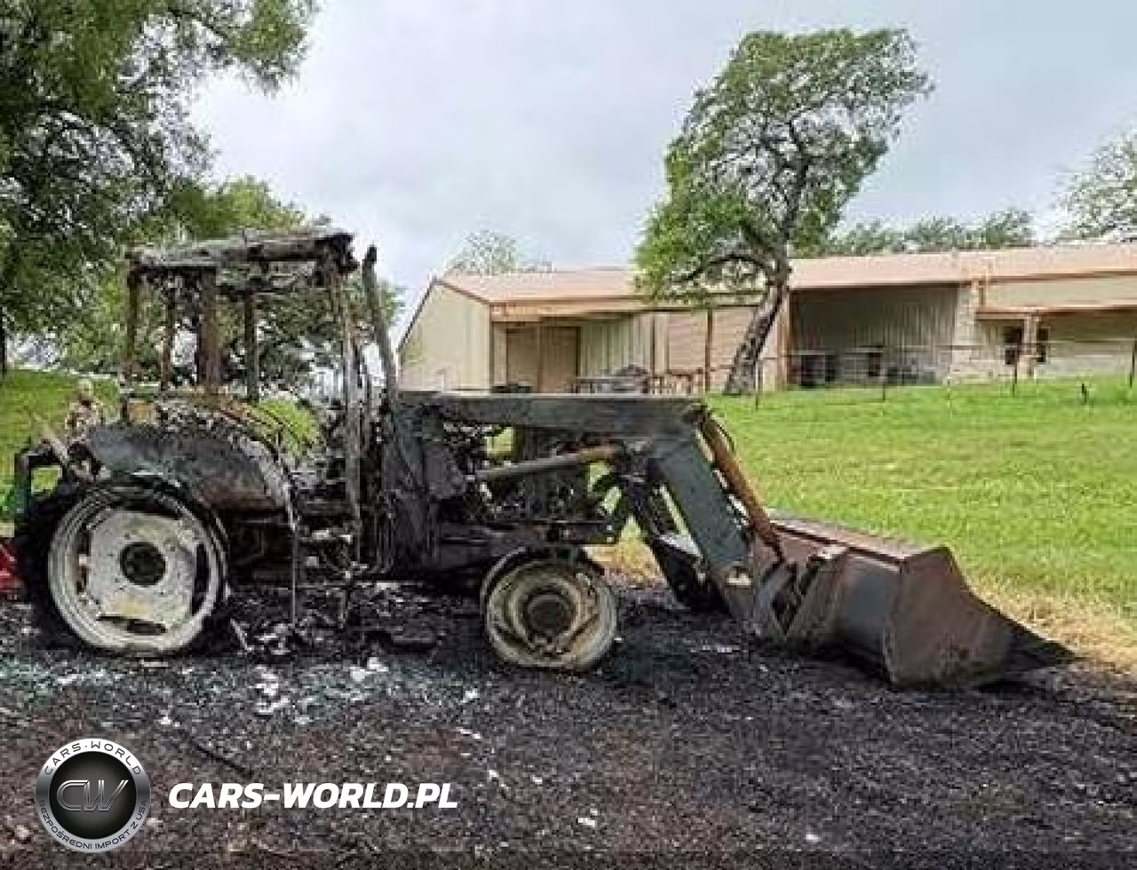 2017 John Deere 6130R With 563 VIN:1P06130DH020395 - 8