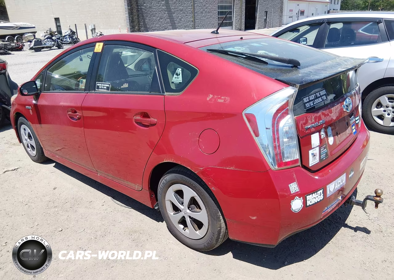 2013 Toyota Prius Two VIN:JTDKN3DUXD1630200 - 3