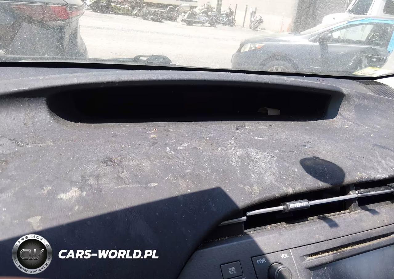 2013 Toyota Prius Two VIN:JTDKN3DUXD1630200 - 7