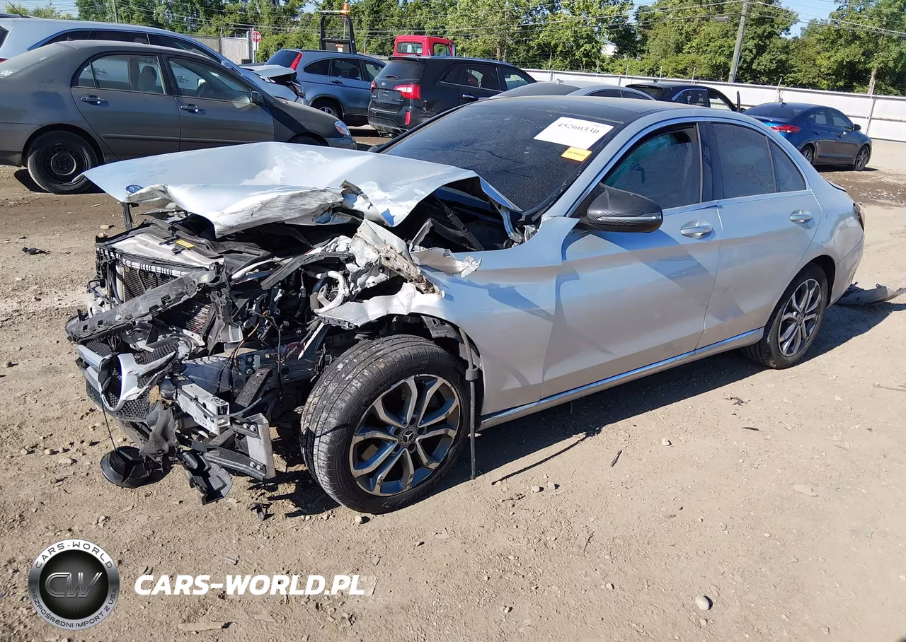 2017 Mercedes-Benz C 300 4Matic VIN:55SWF4KB0HU221964 - 2