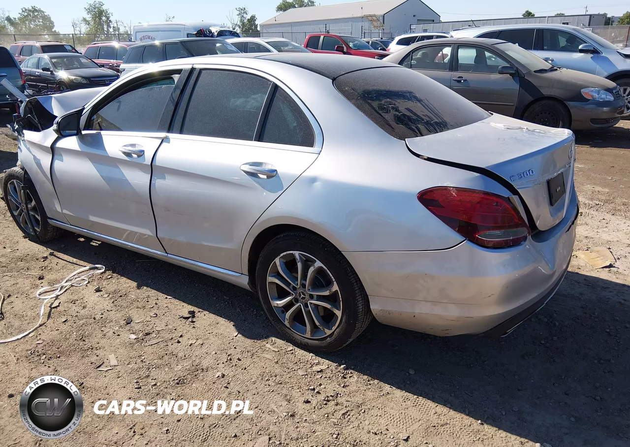 2017 Mercedes-Benz C 300 4Matic VIN:55SWF4KB0HU221964 - 3