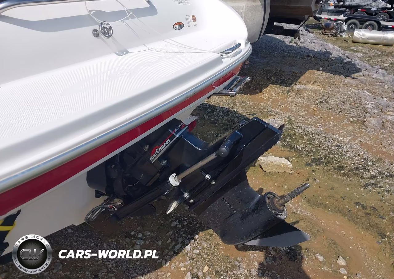 1998 Bayliner 2050 Capri Ss With Trailer VIN:USHB96CZA898 - 10