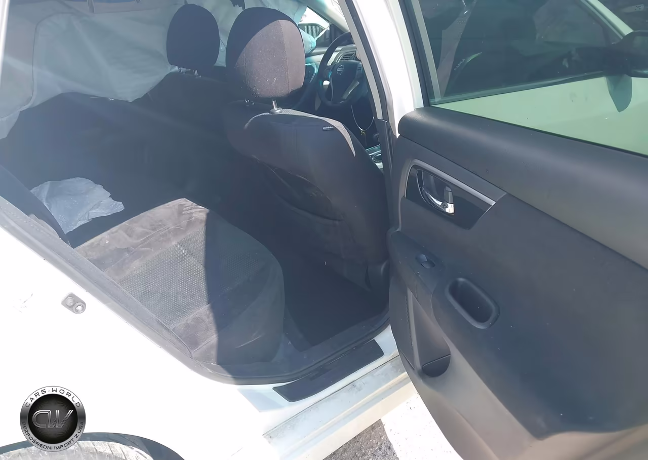 2014 Nissan Altima 2.5 S VIN:1N4AL3AP1EN254745 - 8