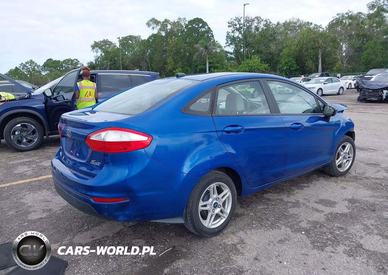 2019 Ford Fiesta Se VIN:3FADP4BJ0KM128934 - 4