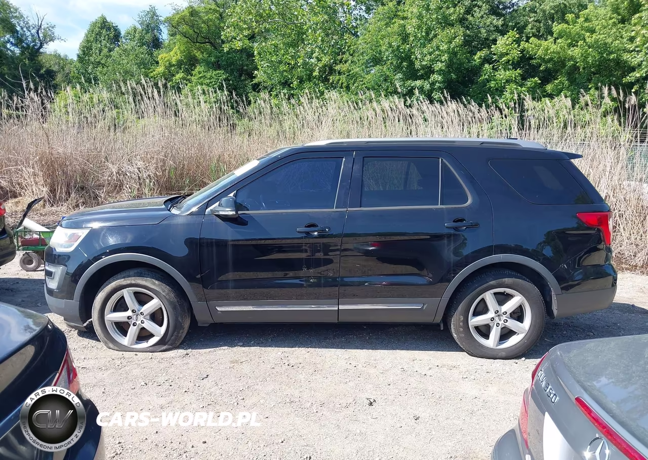 2016 Ford Explorer Xlt VIN:1FM5K8D87GGB43295 - 14