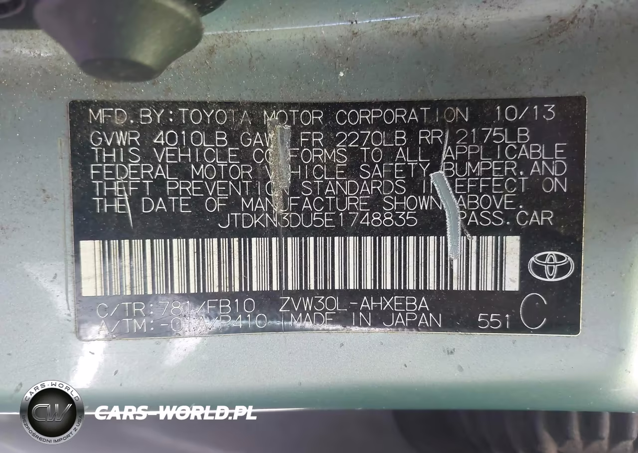 2014 Toyota Prius Two VIN:JTDKN3DU5E1748835 - 9