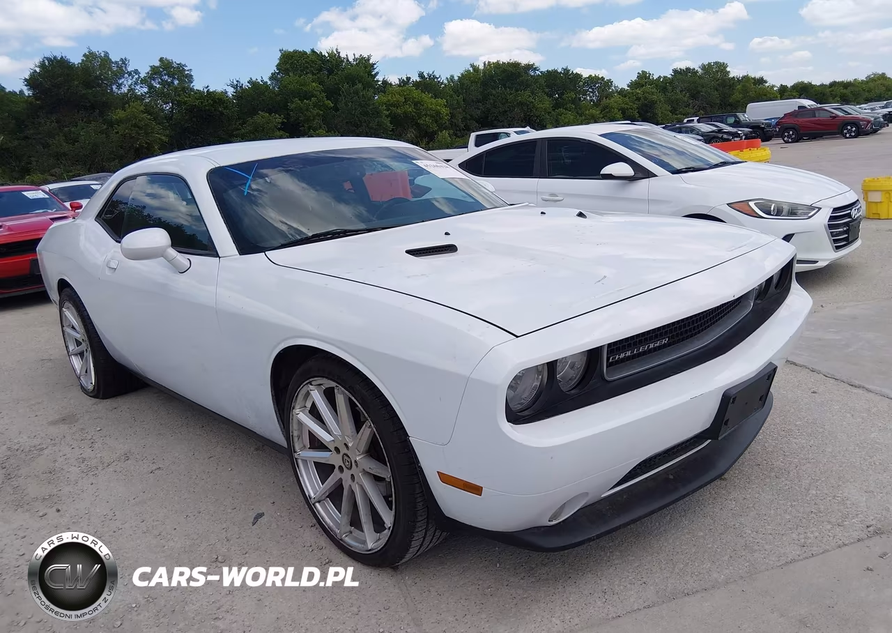 2012 Dodge Challenger Sxt