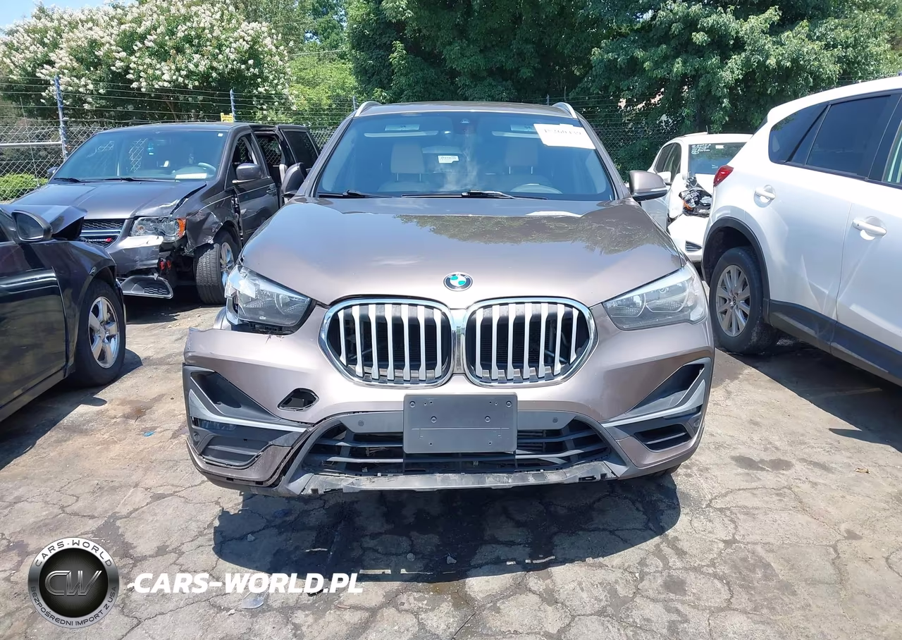 2020 BMW X1 xDrive28I VIN:WBXJG9C08L5R21330 - 13