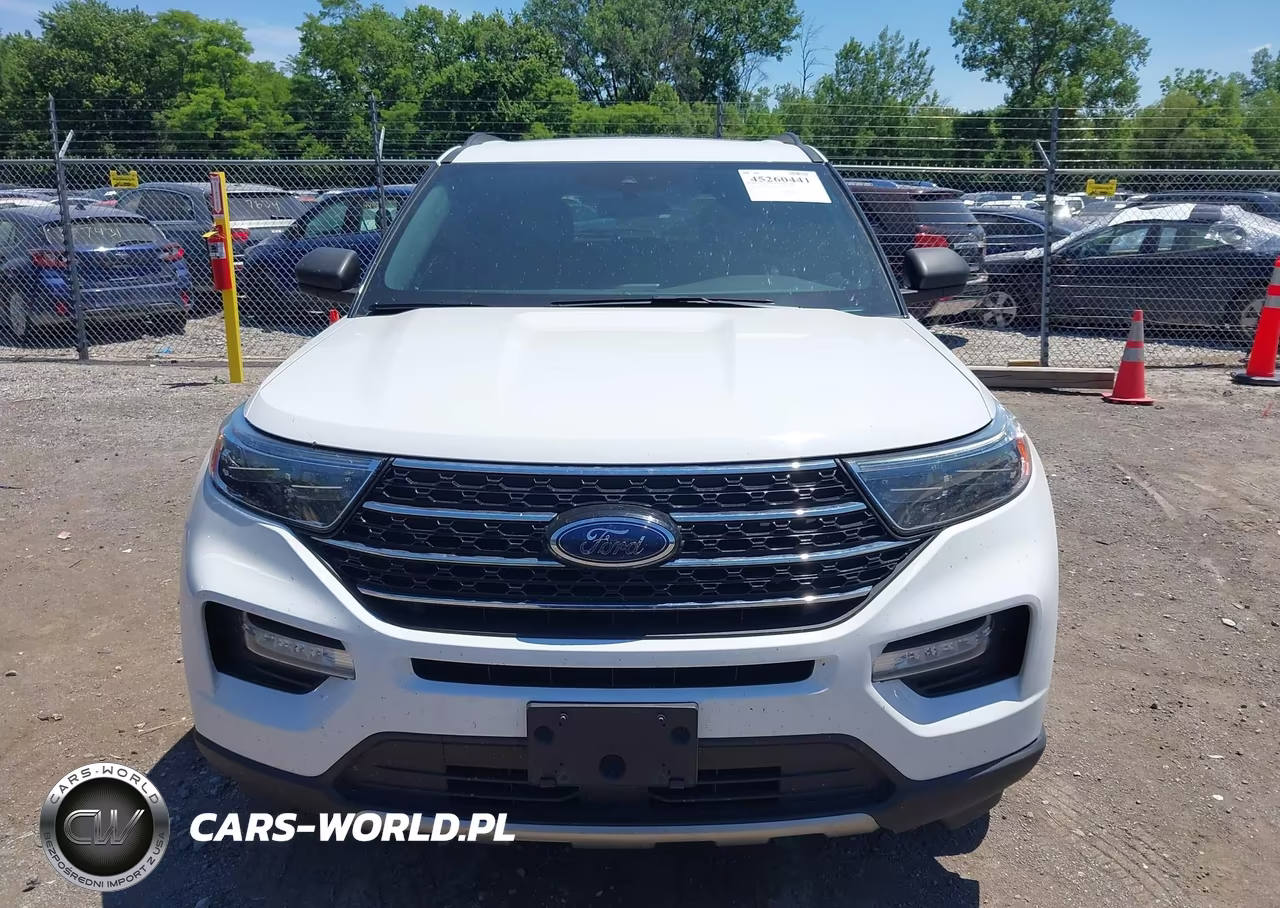 2020 Ford Explorer Xlt VIN:1FMSK8DHXLGA16408 - 12