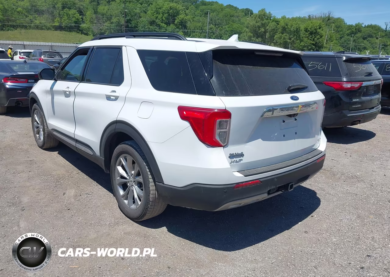2020 Ford Explorer Xlt VIN:1FMSK8DHXLGA16408 - 3