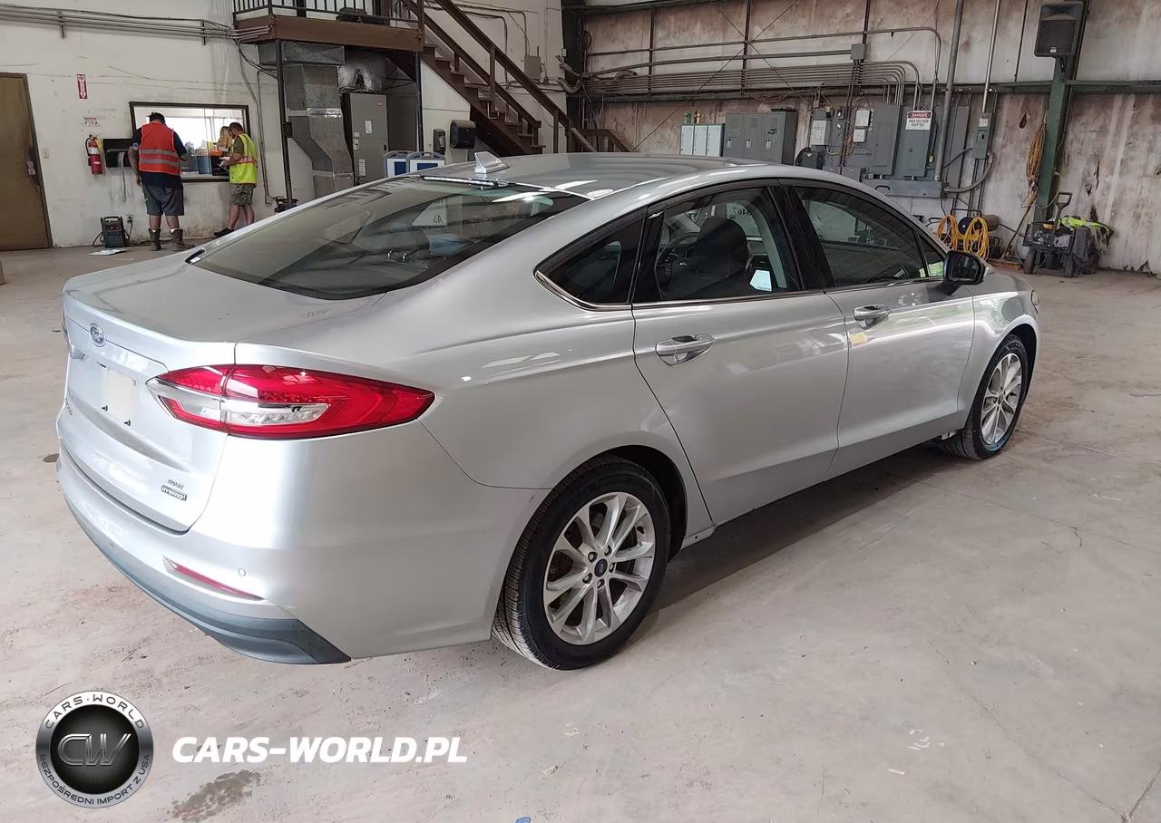 2020 Ford Fusion Hybrid Se VIN:3FA6P0LU3LR233580 - 4