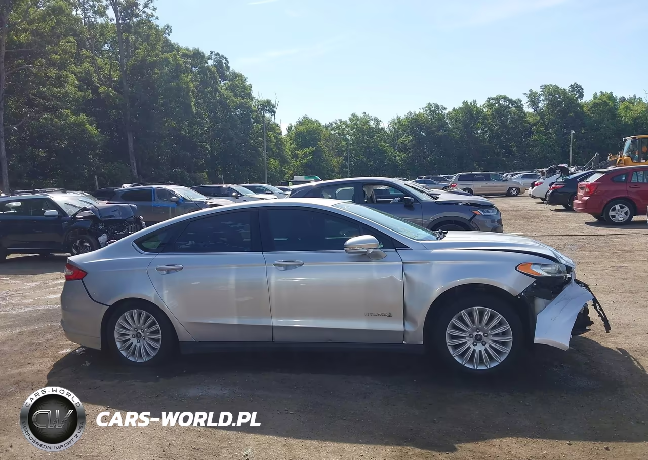 2016 Ford Fusion Hybrid Se VIN:3FA6P0LUXGR340776 - 13