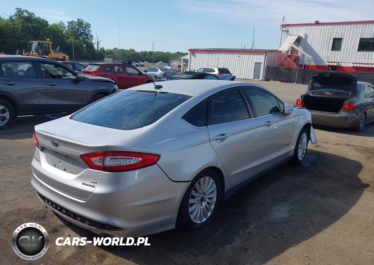 2016 Ford Fusion Hybrid Se VIN:3FA6P0LUXGR340776 - 4