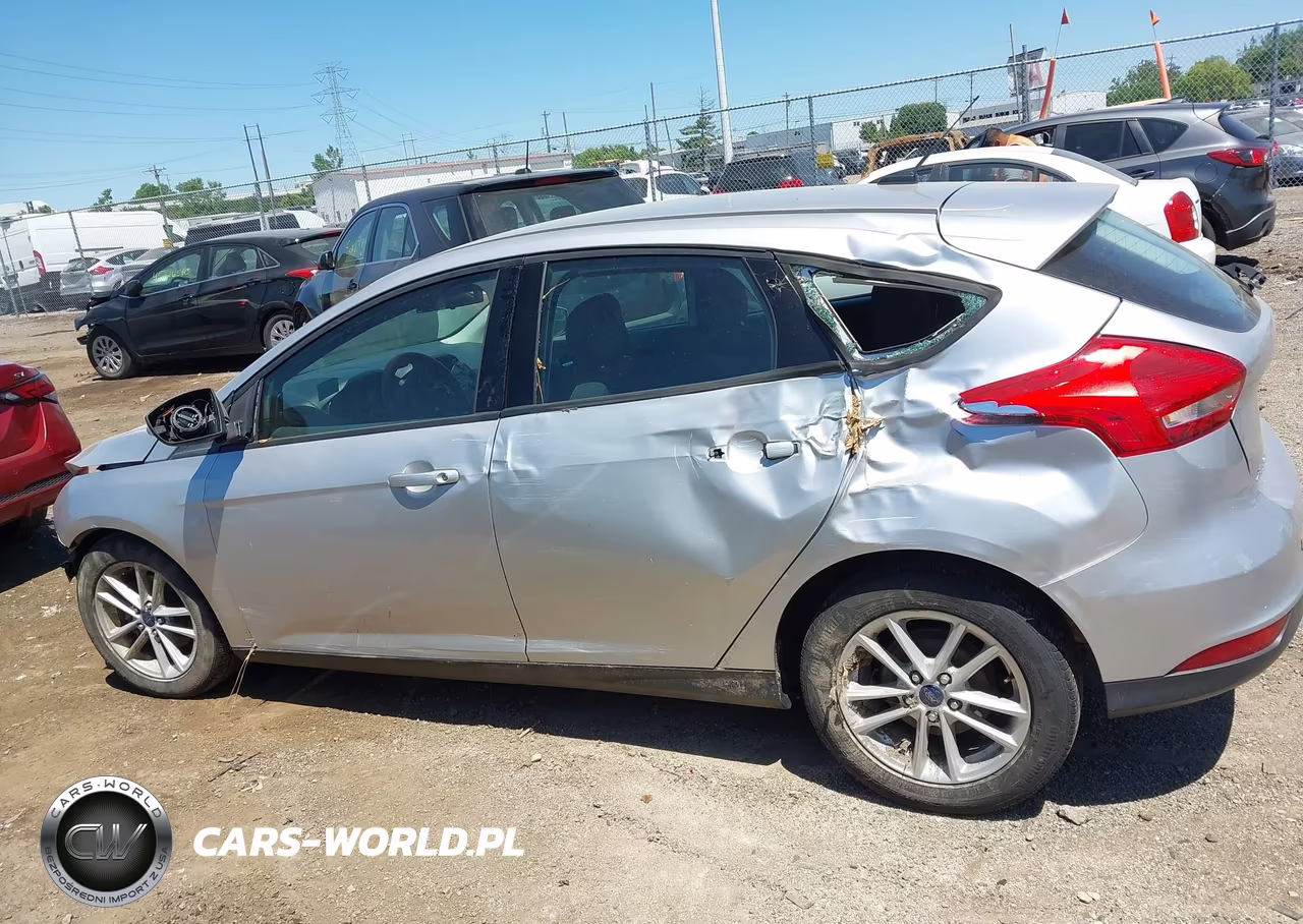 2017 Ford Focus Se VIN:1FADP3K22HL231544 - 15
