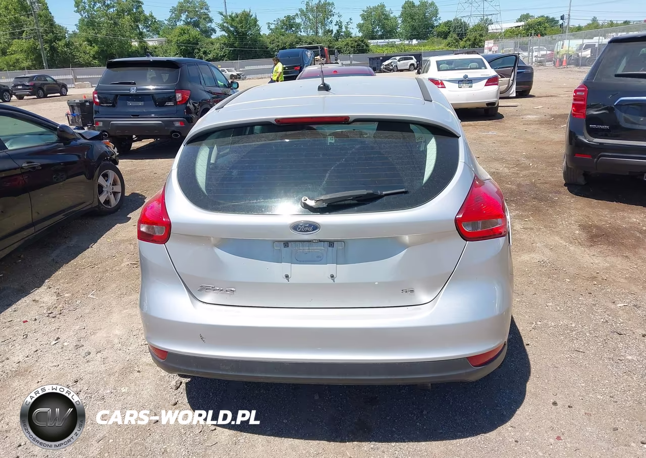 2017 Ford Focus Se VIN:1FADP3K22HL231544 - 17