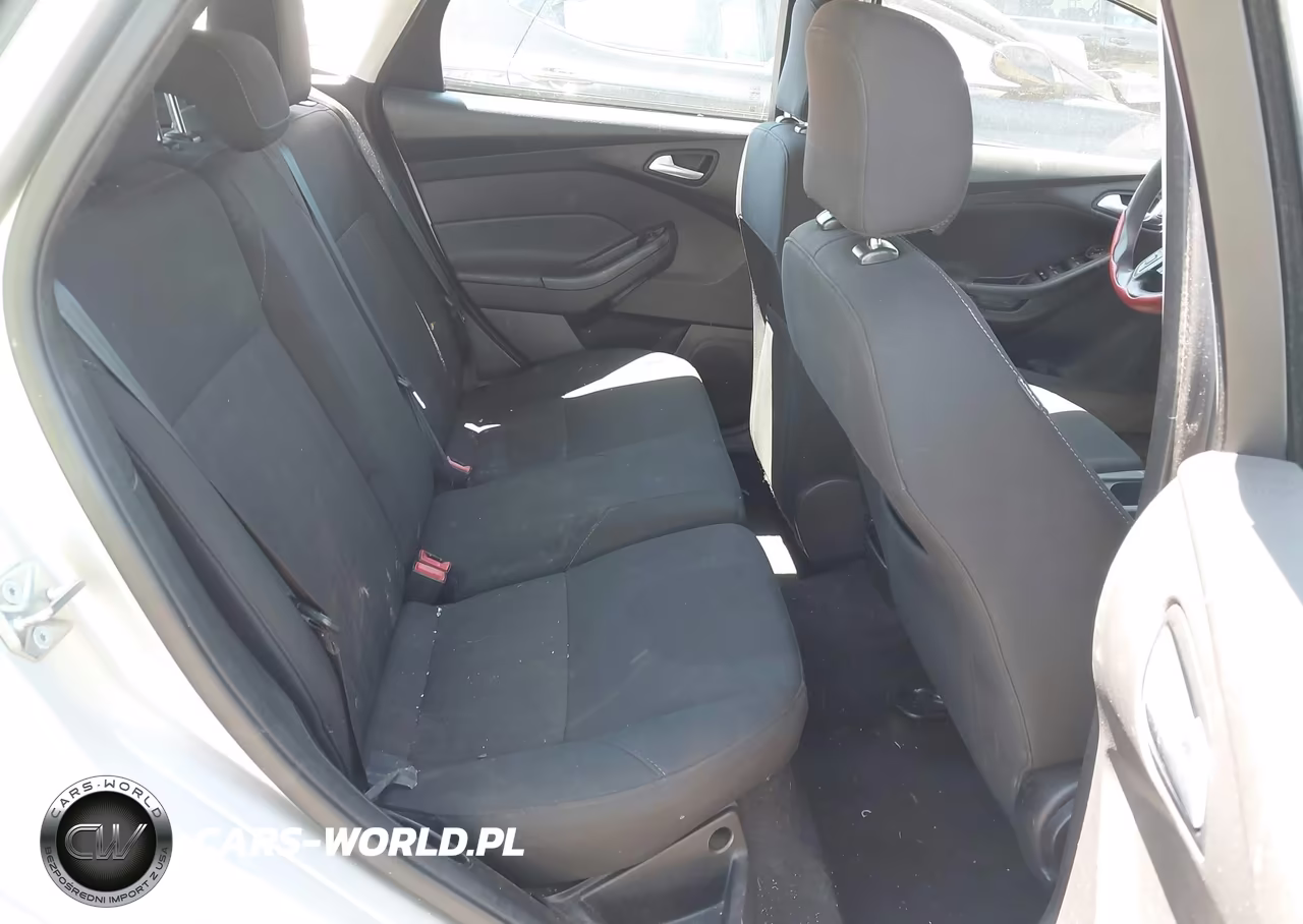 2017 Ford Focus Se VIN:1FADP3K22HL231544 - 8