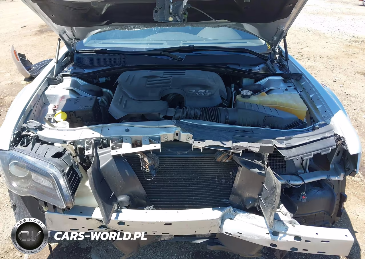 2020 Chrysler 300 Touring VIN:2C3CCAAG0LH239395 - 10