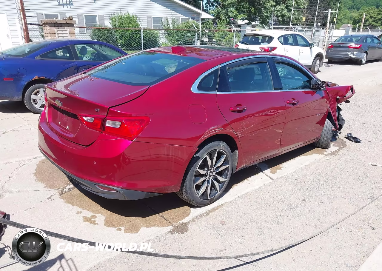 2018 Chevrolet Malibu Lt VIN:1G1ZD5ST8JF165723 - 4