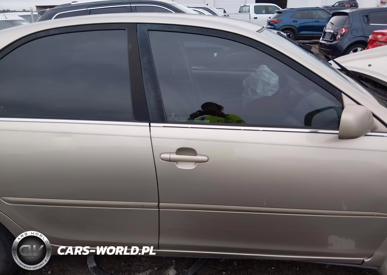 2005 Toyota Camry Le VIN:4T1BE30K75U405801 - 13