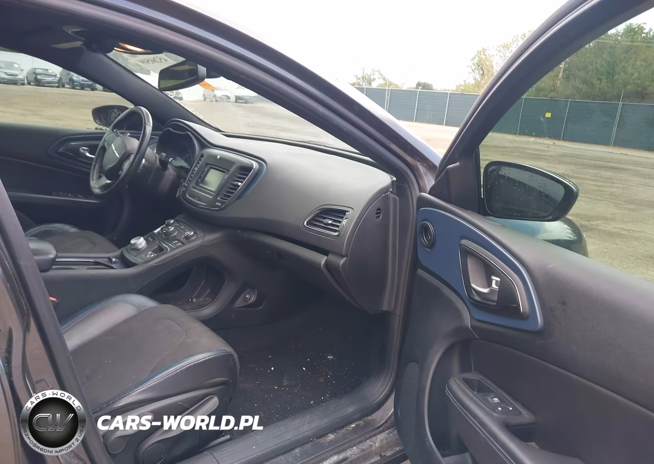 2015 Chrysler 200 S VIN:1C3CCCBBXFN550441 - 5