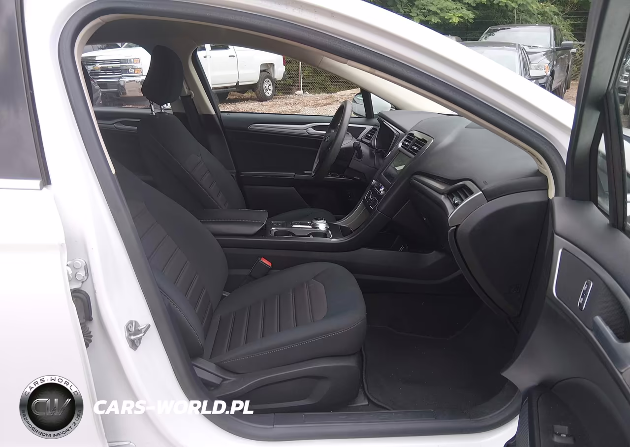 2020 Ford Fusion Hybrid Se VIN:3FA6P0LU2LR231416 - 5