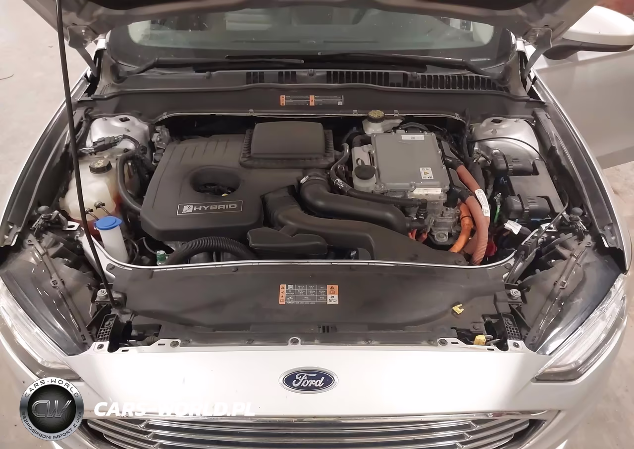 2018 Ford Fusion Hybrid S VIN:3FA6P0UU9JR122639 - 10
