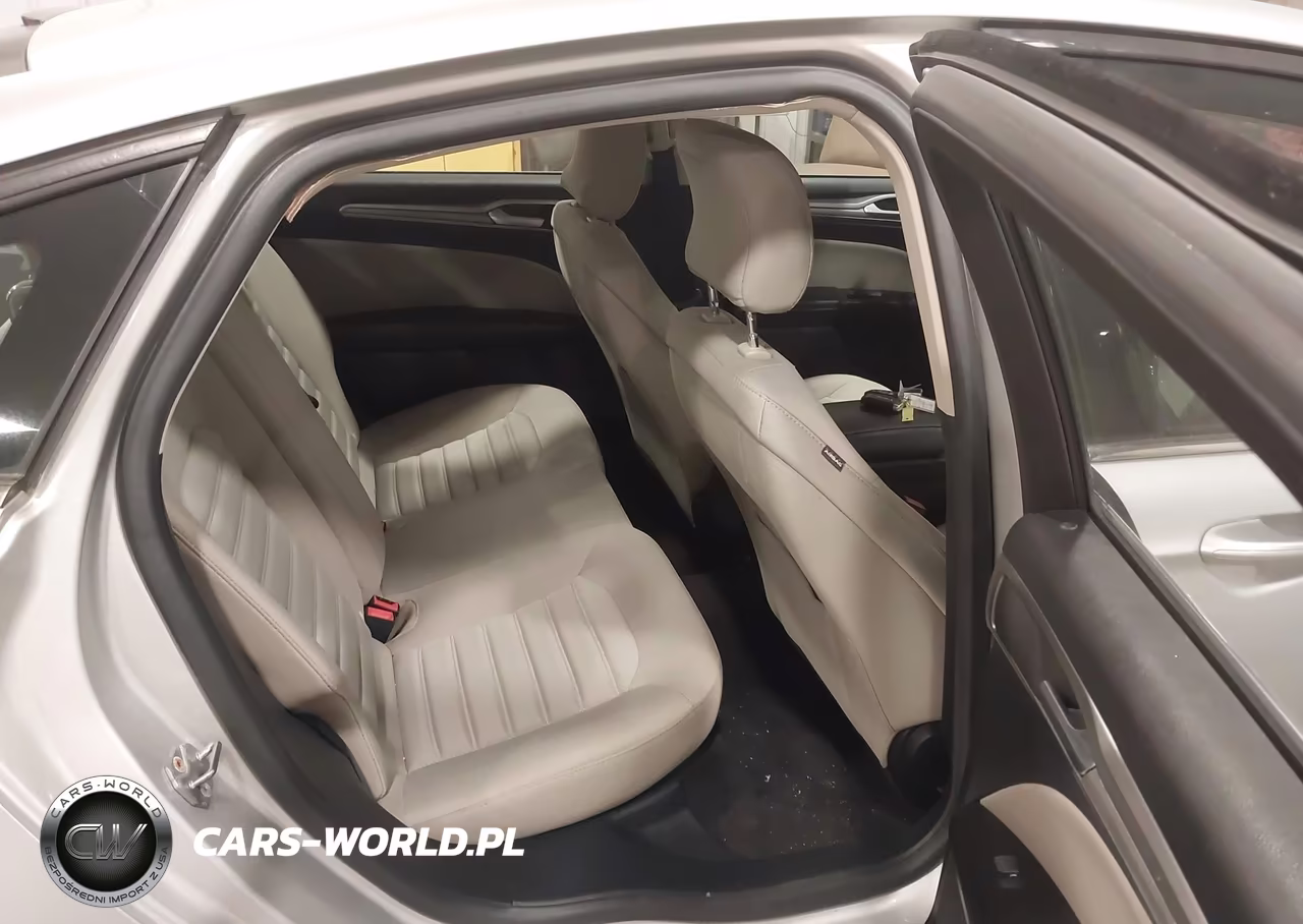 2018 Ford Fusion Hybrid S VIN:3FA6P0UU9JR122639 - 8
