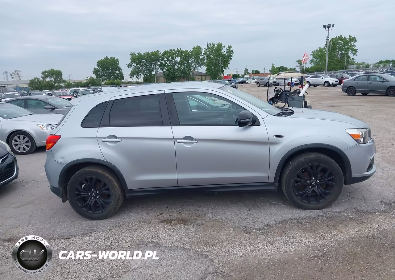 2017 Mitsubishi Outlander Sport 2.0 Le VIN:JA4AR3AU0HZ069107 - 13