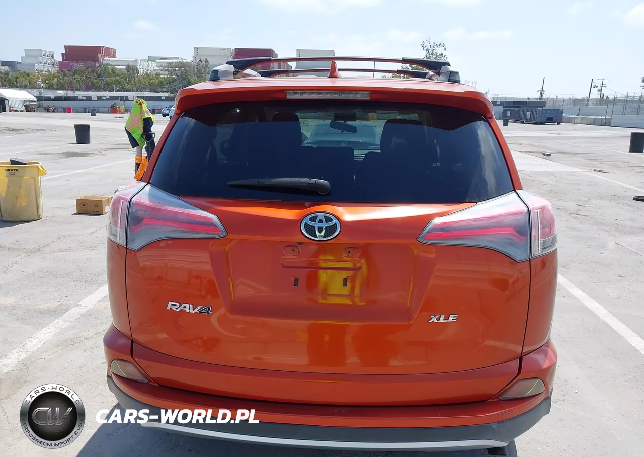 2016 Toyota Rav4 Xle VIN:JTMWFREV3GJ081856 - 16