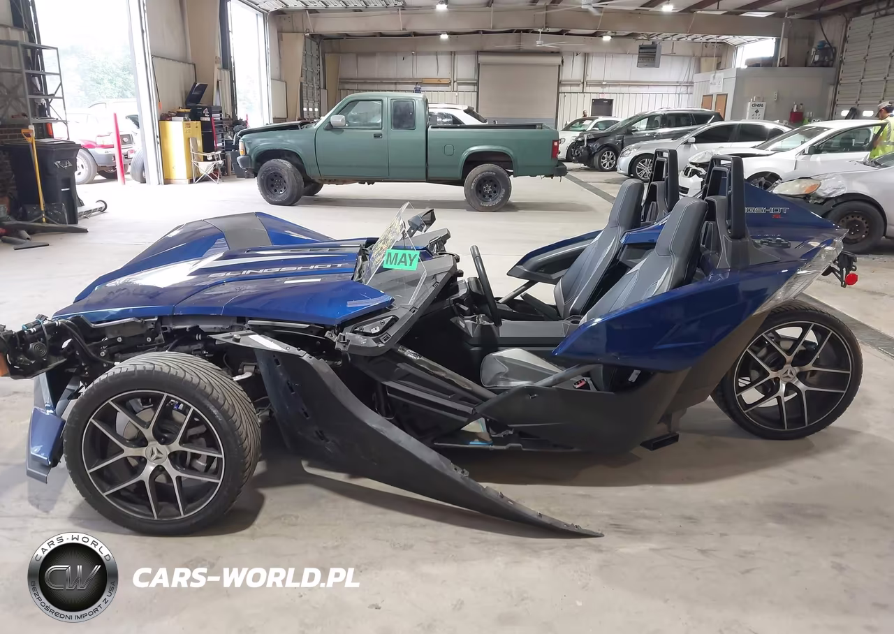 2017 Polaris Slingshot Sl VIN:57XAAPFA6H8123297 - 14