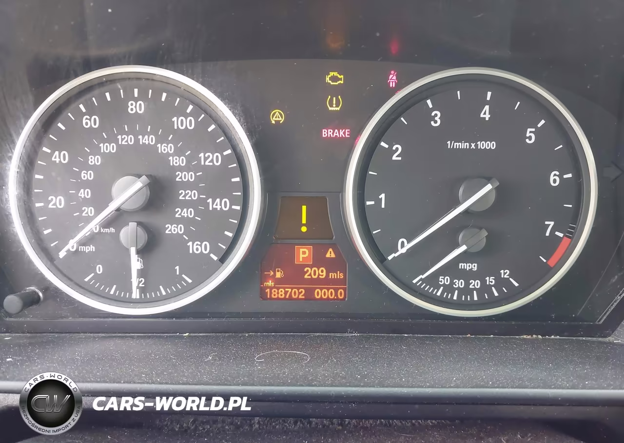 2008 BMW 528Xi VIN:WBANV13588CZ55947 - 7