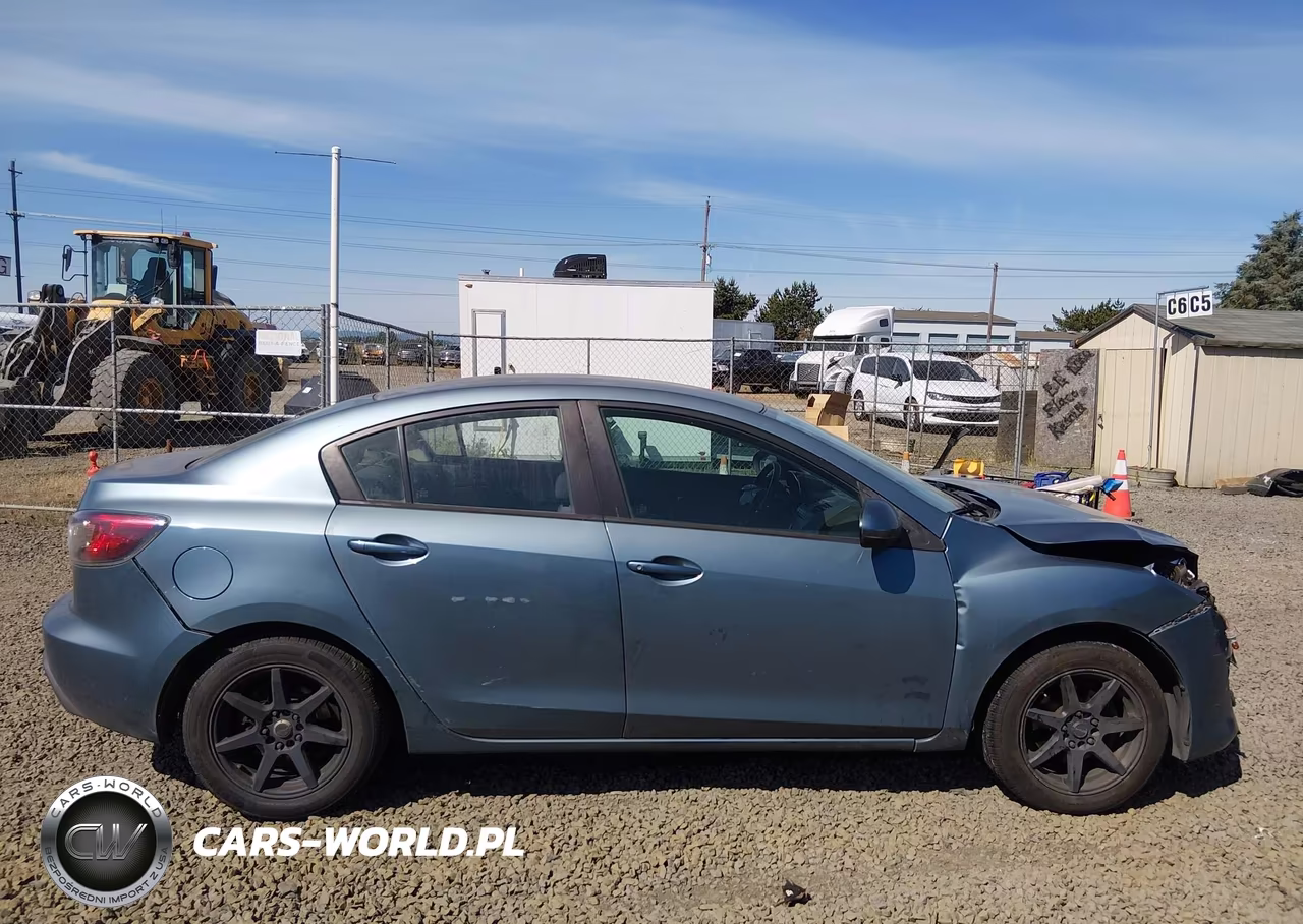 2011 Mazda Mazda3 I Sport VIN:JM1BL1UG9B1427834 - 13