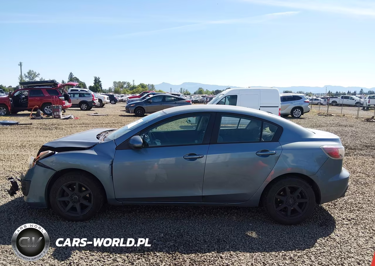 2011 Mazda Mazda3 I Sport VIN:JM1BL1UG9B1427834 - 14
