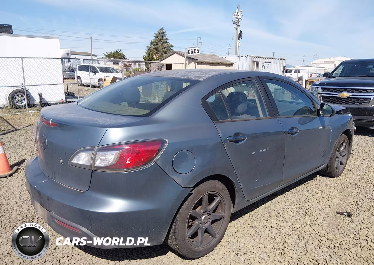 2011 Mazda Mazda3 I Sport VIN:JM1BL1UG9B1427834 - 4