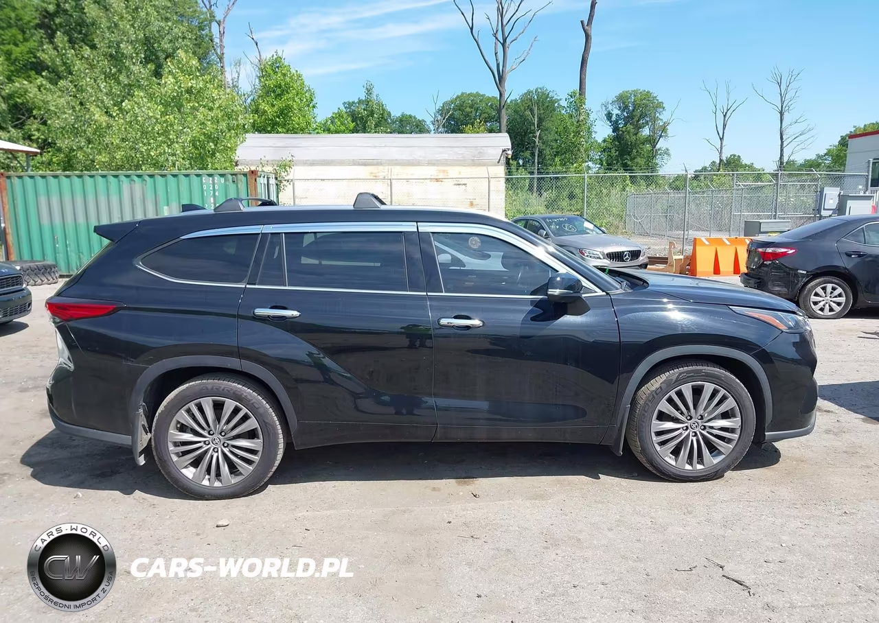 2021 Toyota Highlander Platinum VIN:5TDFZRBH0MS064811 - 13
