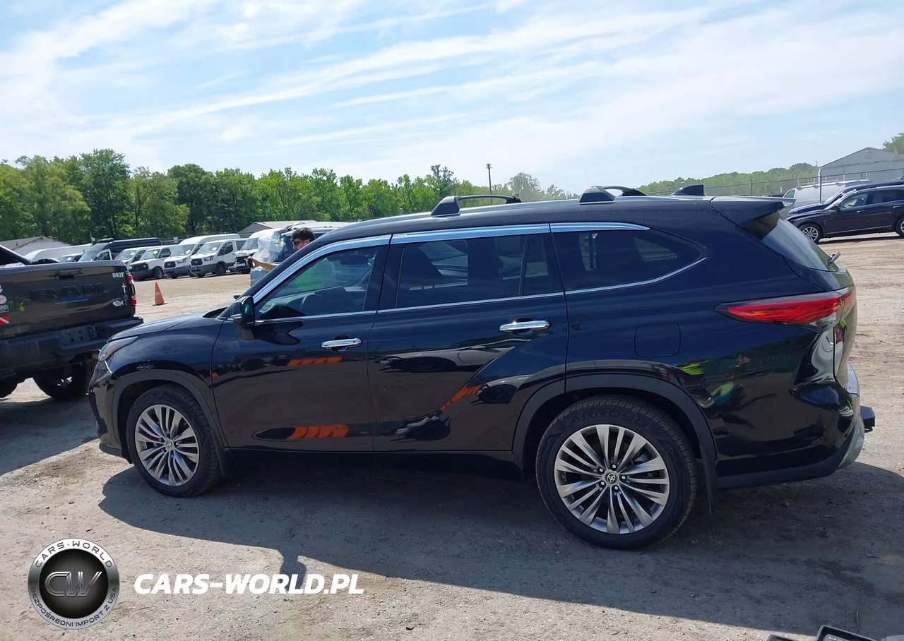 2021 Toyota Highlander Platinum VIN:5TDFZRBH0MS064811 - 14