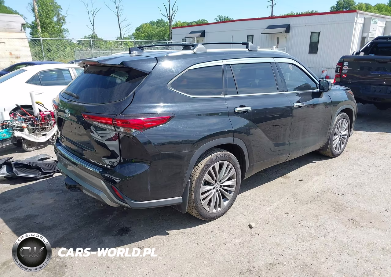 2021 Toyota Highlander Platinum VIN:5TDFZRBH0MS064811 - 4