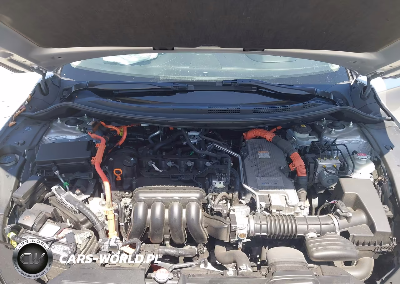 2018 Honda Clarity Plug-In Hybrid Touring VIN:JHMZC5F33JC006371 - 10