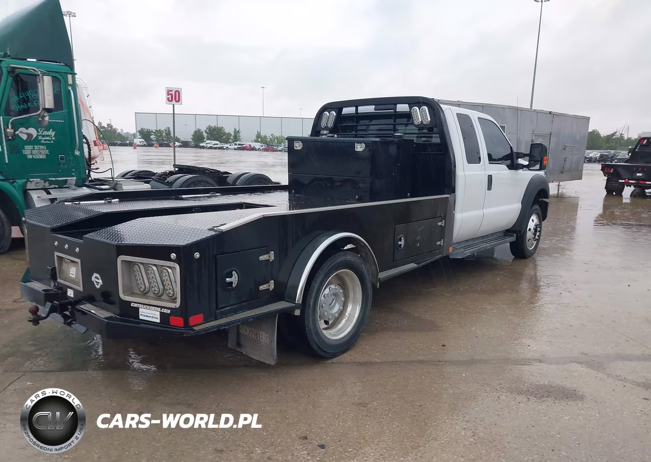 2016 Ford F-550 Chassis Xlt VIN:1FD0X5HT3GEB43931 - 4