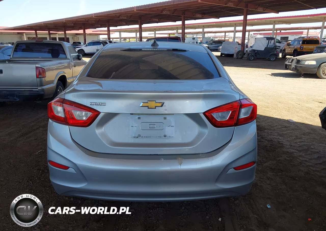 2018 Chevrolet Cruze Ls Auto VIN:1G1BC5SM1J7159835 - 16