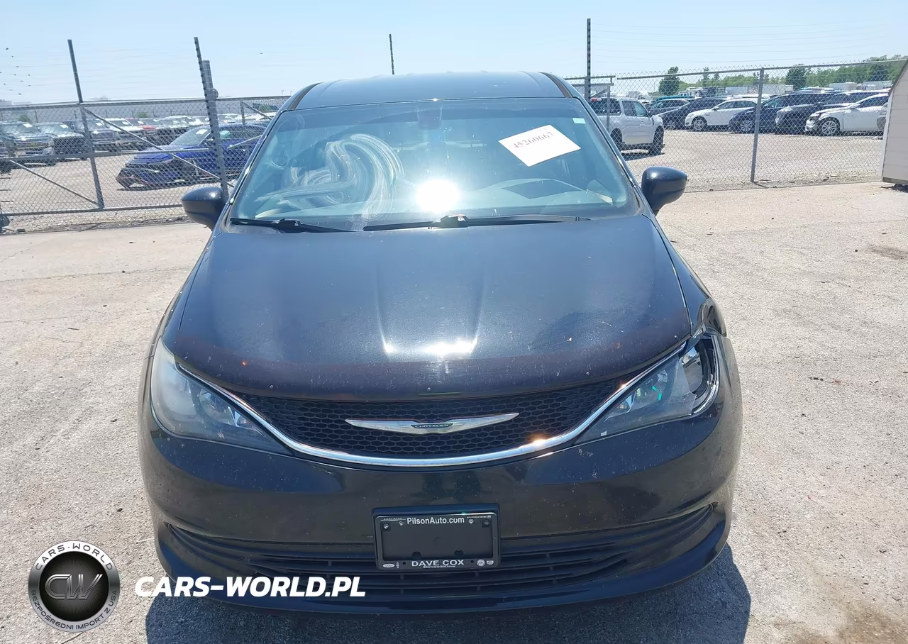 2017 Chrysler Pacifica Touring VIN:2C4RC1DG6HR507336 - 12