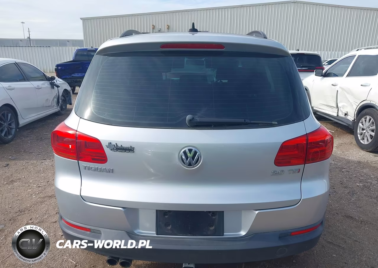 2015 Volkswagen Tiguan S VIN:WVGAV7AX2FW562560 - 16