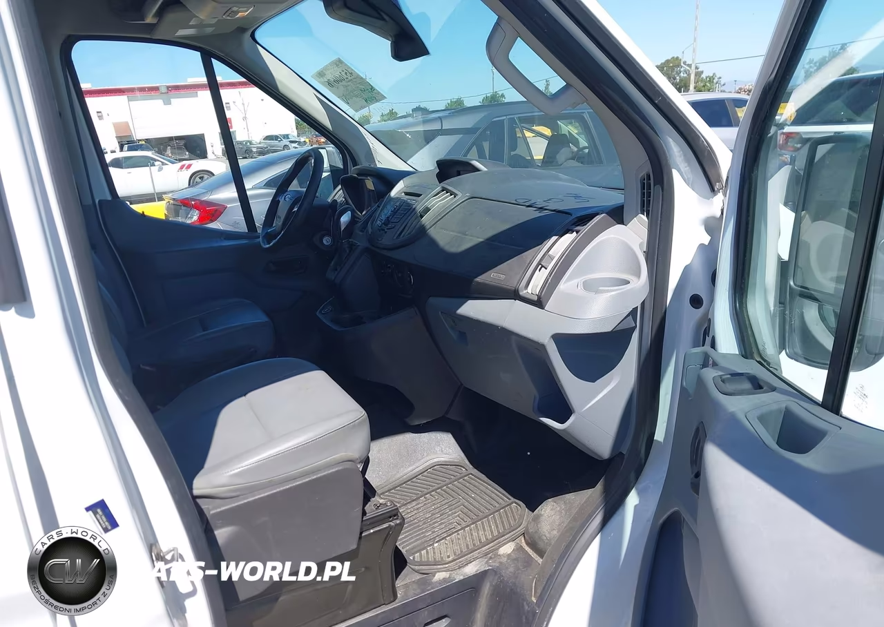 2019 Ford Transit-250 VIN:1FTYR2XG0KKA36348 - 5