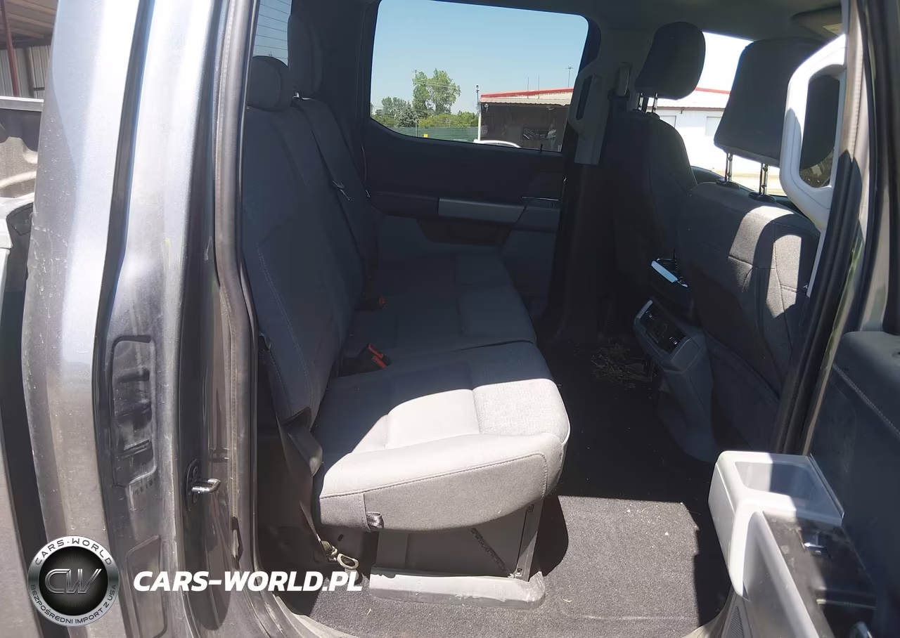 2024 Ford F-150 Xlt VIN:1FTFW3LD8RFB26738 - 8