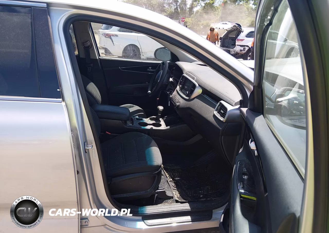 2020 Kia Sorento 2.4L Lx VIN:5XYPG4A37LG628677 - 5